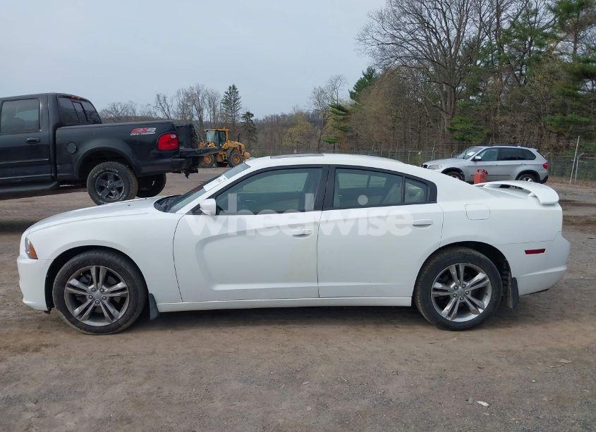 Photo 14 of 2013 Dodge Charger SXT (VIN 2C3CDXJG7DH535130)