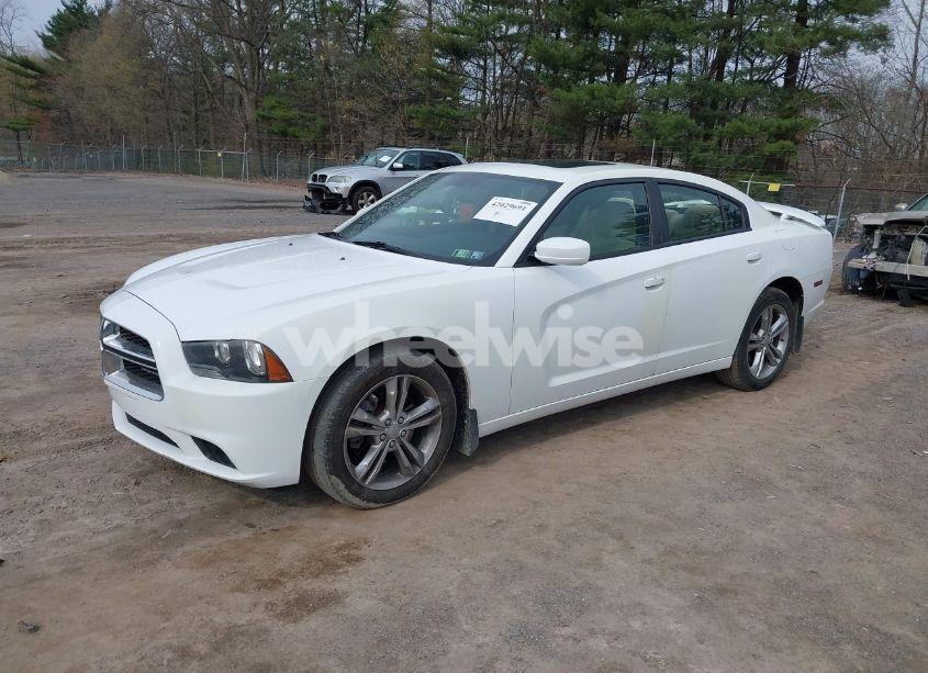 Photo 2 of 2013 Dodge Charger SXT (VIN 2C3CDXJG7DH535130)