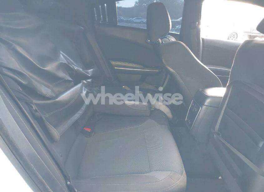 Photo 8 of 2016 Dodge Charger SXT (VIN 2C3CDXJG7GH229128)