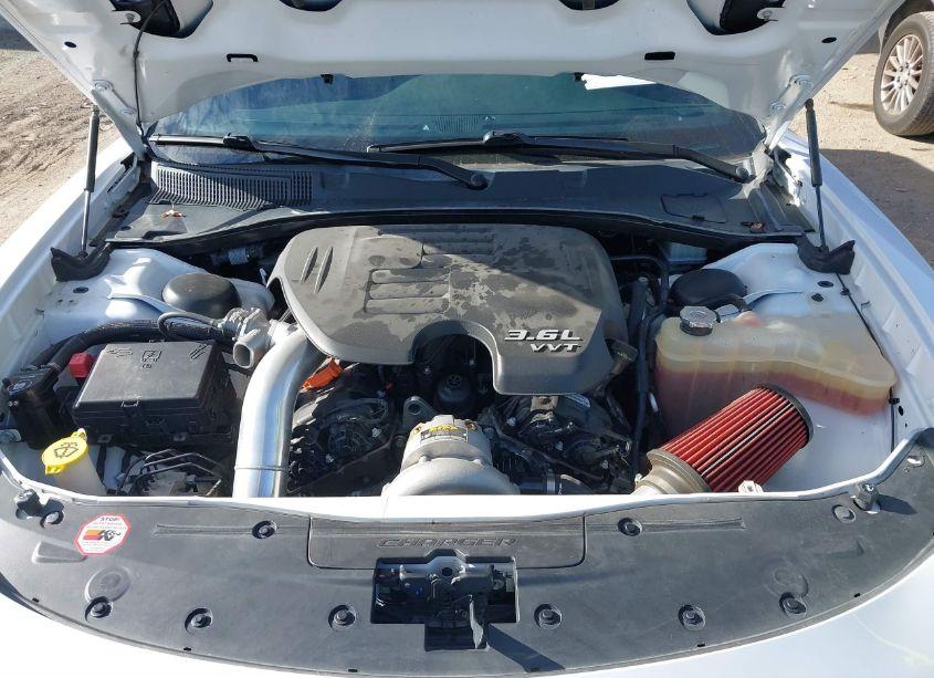 Photo 10 of 2018 Dodge Charger GT AWD (VIN 2C3CDXJG7JH126699)