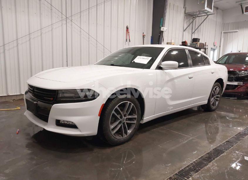 Photo 2 of 2019 Dodge Charger SXT AWD (VIN 2C3CDXJG7KH639078)
