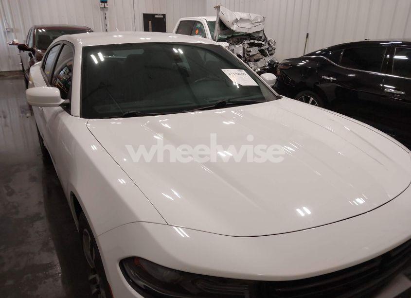 Photo 6 of 2019 Dodge Charger SXT AWD (VIN 2C3CDXJG7KH639078)