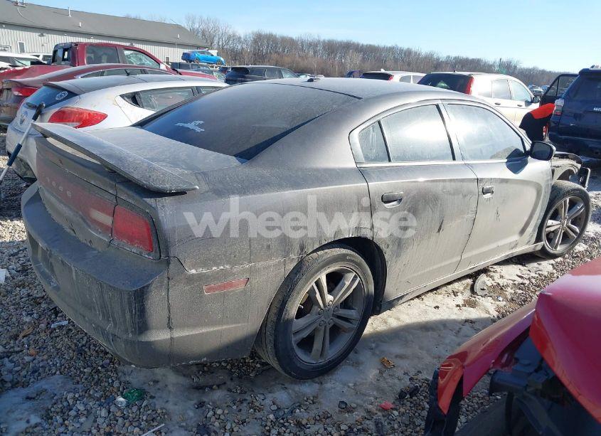 Photo 4 of 2013 Dodge Charger SXT PLUS (VIN 2C3CDXJG8DH564250)
