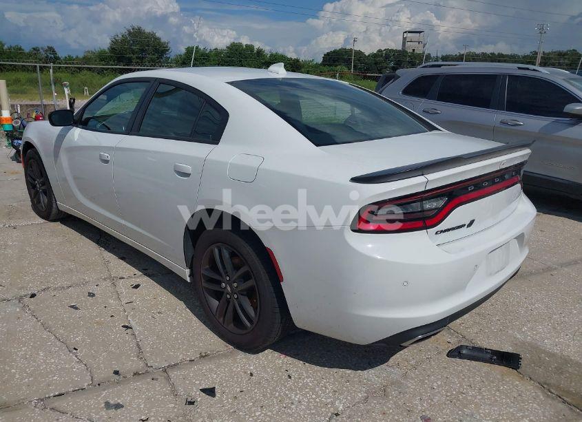 Photo 3 of 2019 Dodge Charger SXT AWD (VIN 2C3CDXJG8KH622872)