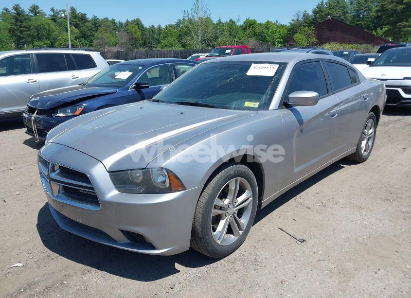 Photo 2 of 2013 Dodge Charger SXT (VIN 2C3CDXJG9DH678838)