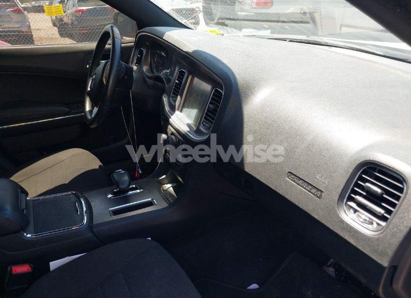 Photo 5 of 2013 Dodge Charger SXT (VIN 2C3CDXJG9DH678838)