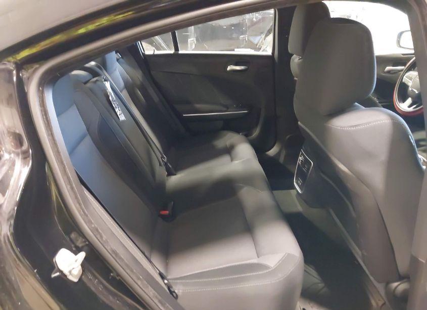 Photo 8 of 2016 Dodge Charger SXT (VIN 2C3CDXJG9GH197508)