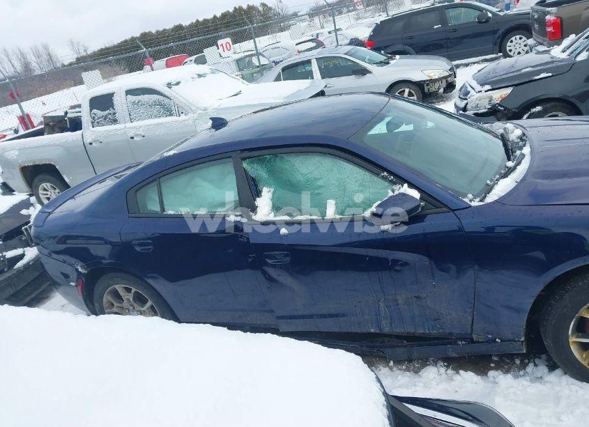 Photo 14 of 2016 Dodge Charger SXT (VIN 2C3CDXJGXGH130240)