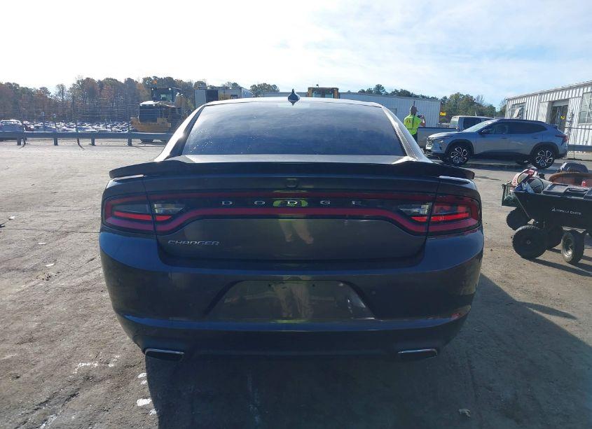 Photo 16 of 2016 Dodge Charger SXT (VIN 2C3CDXJGXGH324329)
