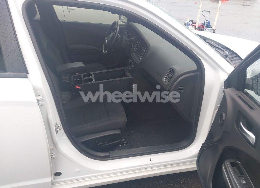 Photo 5 of 2019 Dodge Charger POLICE AWD (VIN 2C3CDXKT3KH757530)