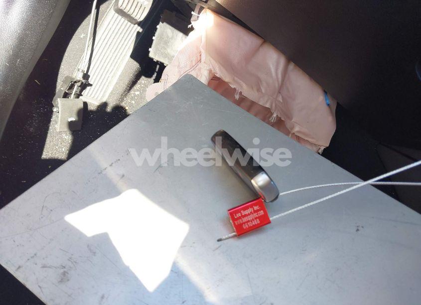 Photo 11 of 2019 Dodge Charger SRT HELLCAT RWD (VIN 2C3CDXL90KH635808)