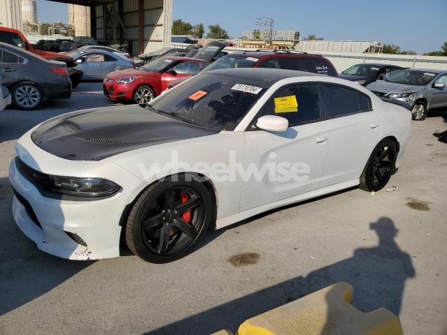 Photo 13 of 2016 DODGE CHARGER SRT HELLCAT (VIN 2C3CDXL93GH040832)