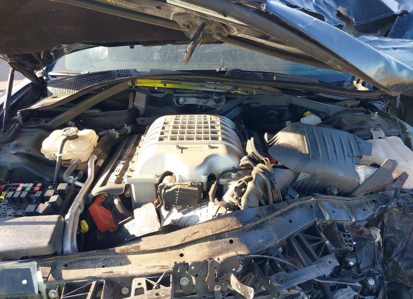 Photo 10 of 2018 Dodge Charger SRT HELLCAT RWD (VIN 2C3CDXL93JH263301)