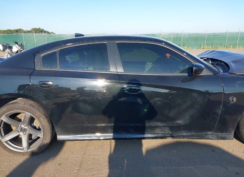 Photo 13 of 2018 Dodge Charger SRT HELLCAT RWD (VIN 2C3CDXL93JH263301)