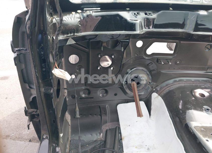 Photo 14 of 2017 Dodge Charger SRT HELLCAT RWD (VIN 2C3CDXL95HH536703)