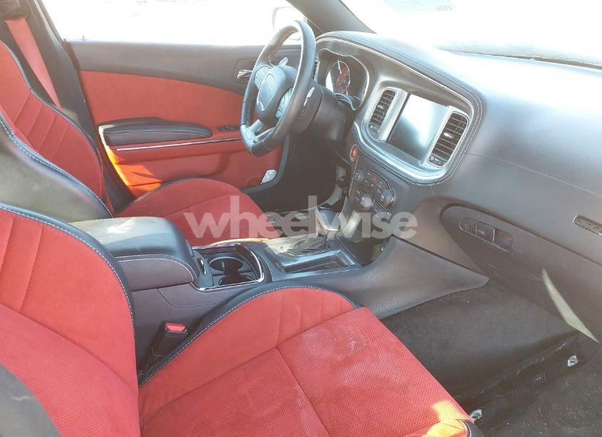 Photo 5 of 2016 Dodge Charger SRT HELLCAT (VIN 2C3CDXL97GH199725)