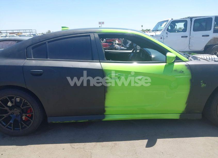 Photo 12 of 2019 Dodge Charger SRT HELLCAT RWD (VIN 2C3CDXL98KH732884)