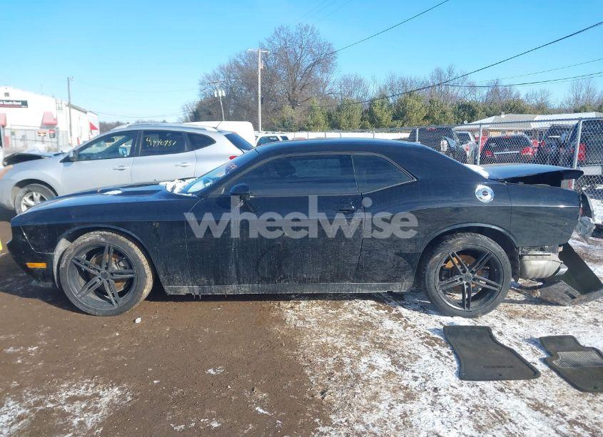 Photo 13 of 2012 Dodge Challenger SXT (VIN 2C3CDYAG0CH258759)