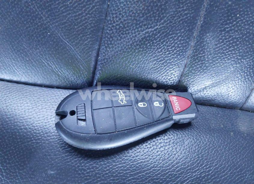 Photo 11 of 2013 Dodge Challenger SXT (VIN 2C3CDYAG0DH642154)