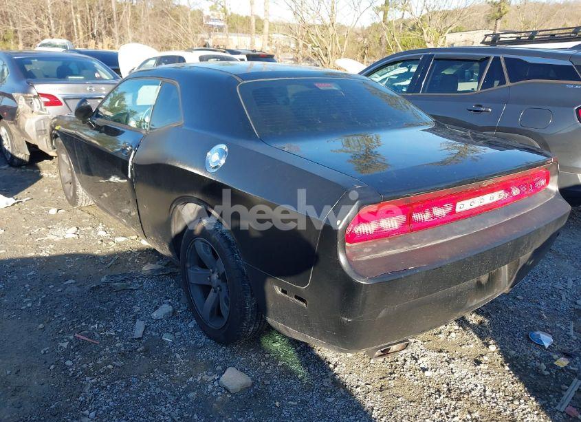 Photo 3 of 2013 Dodge Challenger SXT (VIN 2C3CDYAG0DH645961)