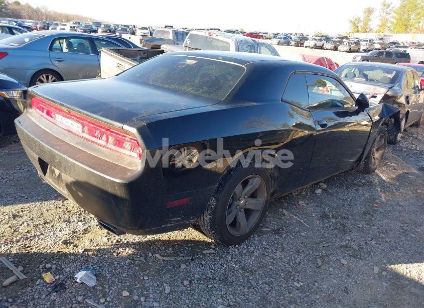 Photo 4 of 2013 Dodge Challenger SXT (VIN 2C3CDYAG0DH645961)