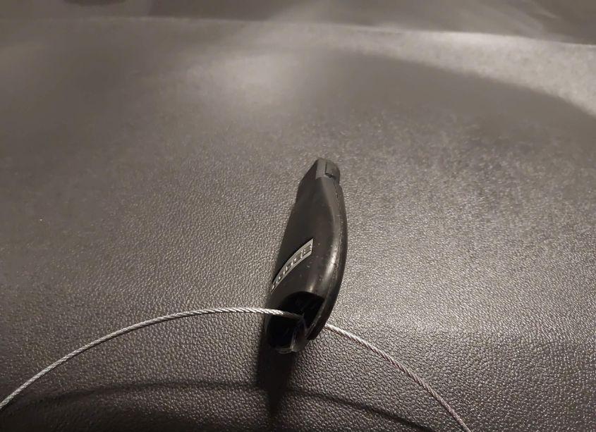 Photo 11 of 2014 Dodge Challenger SXT (VIN 2C3CDYAG0EH111280)