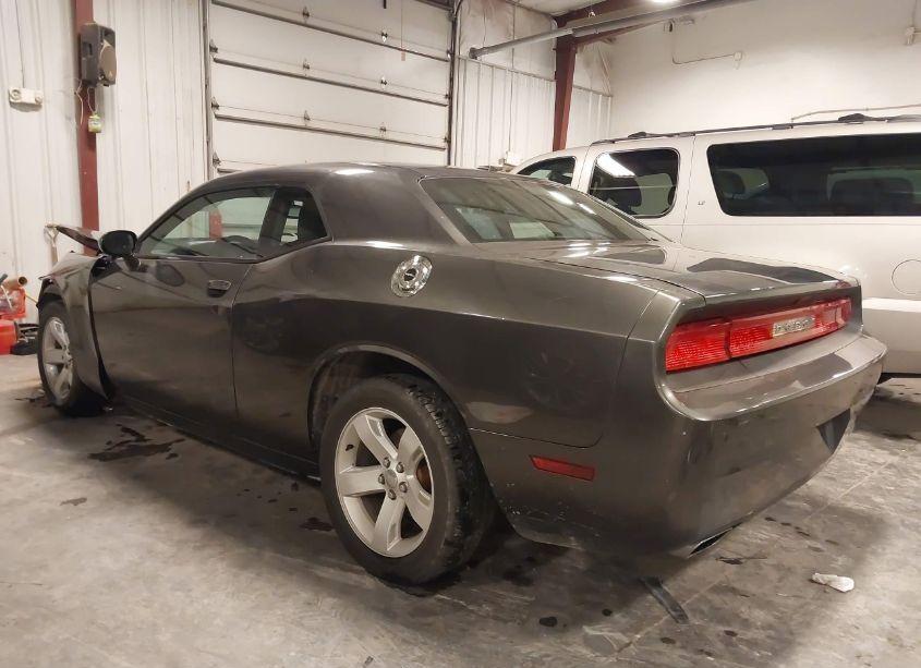 Photo 3 of 2014 Dodge Challenger SXT (VIN 2C3CDYAG0EH111280)