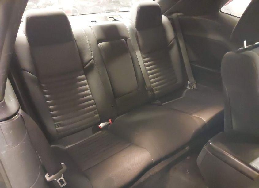 Photo 8 of 2014 Dodge Challenger SXT (VIN 2C3CDYAG0EH111280)