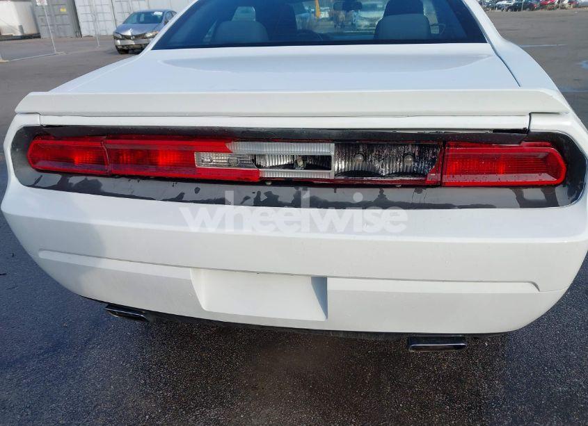 Photo 19 of 2014 Dodge Challenger SXT (VIN 2C3CDYAG0EH149589)