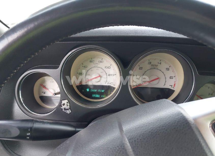 Photo 7 of 2014 Dodge Challenger SXT (VIN 2C3CDYAG0EH149589)