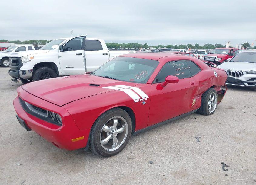 Photo 2 of 2012 Dodge Challenger SXT (VIN 2C3CDYAG1CH134225)