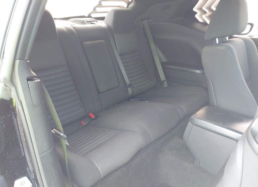 Photo 8 of 2012 Dodge Challenger SXT (VIN 2C3CDYAG1CH180329)