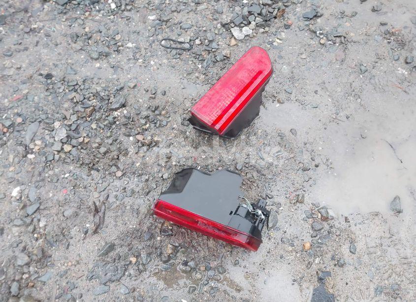 Photo 12 of 2012 Dodge Challenger SXT (VIN 2C3CDYAG1CH180881)