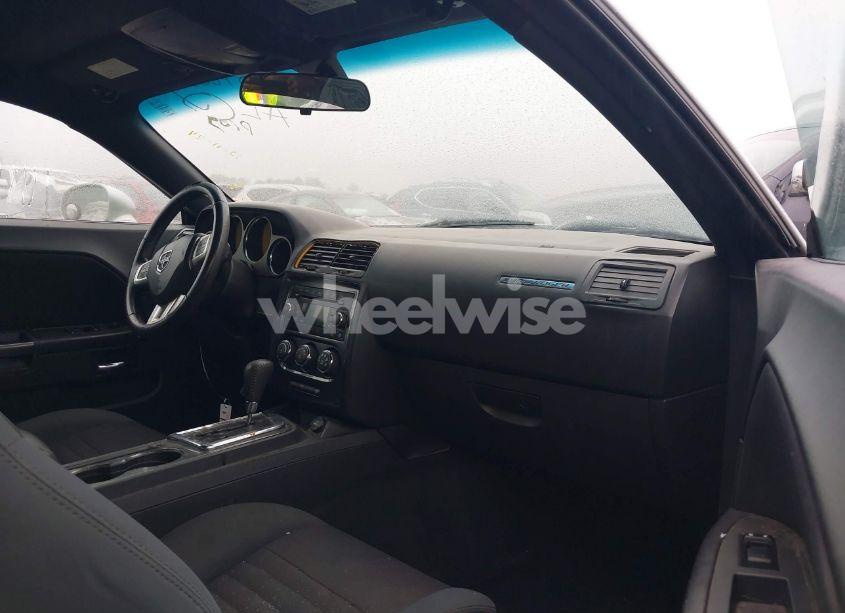 Photo 5 of 2012 Dodge Challenger SXT (VIN 2C3CDYAG1CH180881)