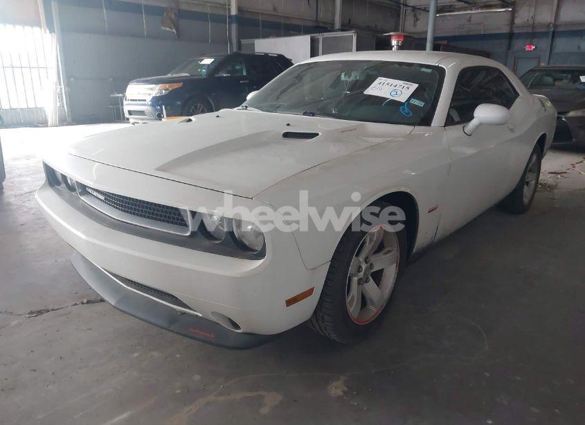 Photo 2 of 2012 Dodge Challenger SXT (VIN 2C3CDYAG1CH230050)