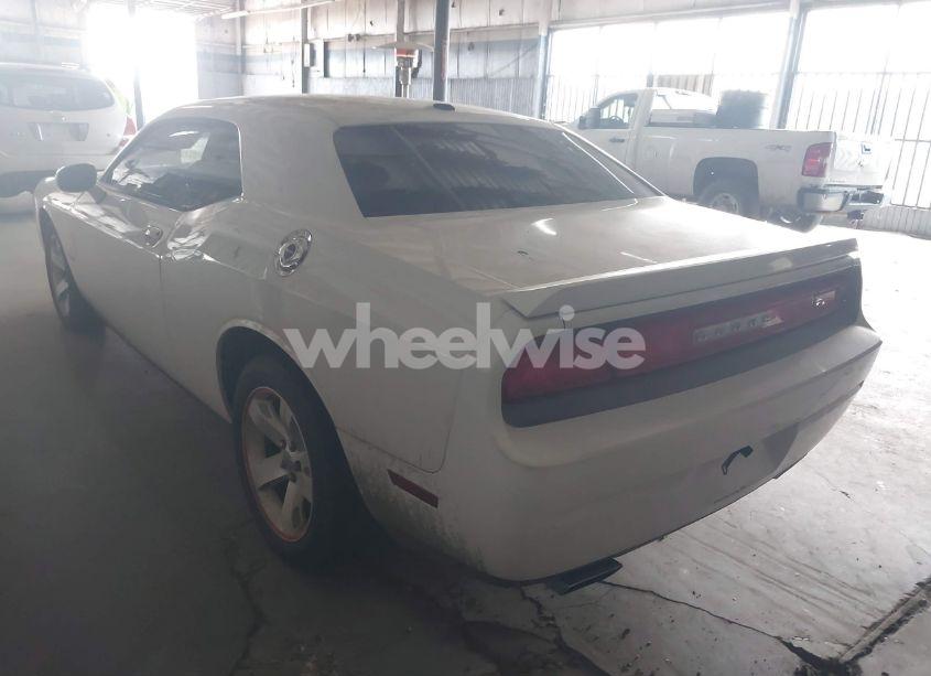 Photo 3 of 2012 Dodge Challenger SXT (VIN 2C3CDYAG1CH230050)