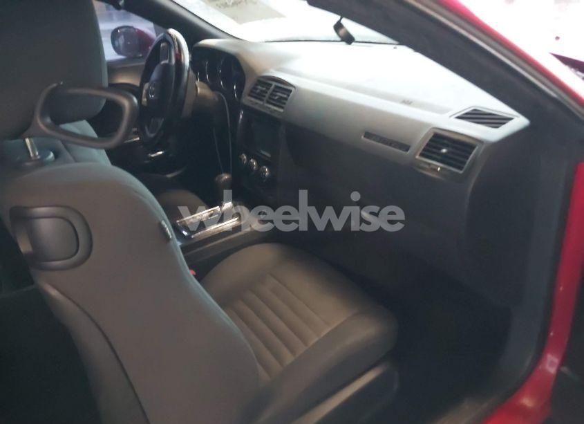 Photo 5 of 2012 Dodge Challenger SXT (VIN 2C3CDYAG1CH232235)