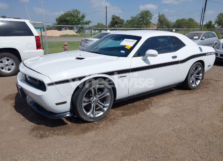 Photo 2 of 2012 Dodge Challenger SXT (VIN 2C3CDYAG1CH259404)