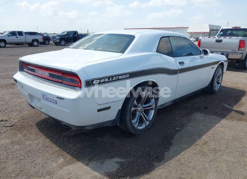 Photo 4 of 2012 Dodge Challenger SXT (VIN 2C3CDYAG1CH259404)
