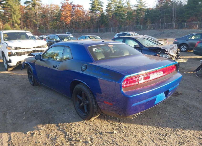 Photo 3 of 2012 Dodge Challenger SXT (VIN 2C3CDYAG1CH280883)