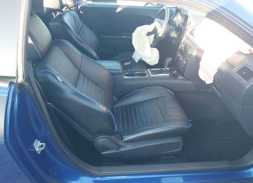 Photo 5 of 2012 Dodge Challenger SXT (VIN 2C3CDYAG1CH280883)