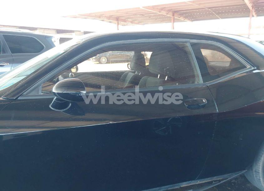 Photo 14 of 2013 Dodge Challenger SXT (VIN 2C3CDYAG1DH629087)