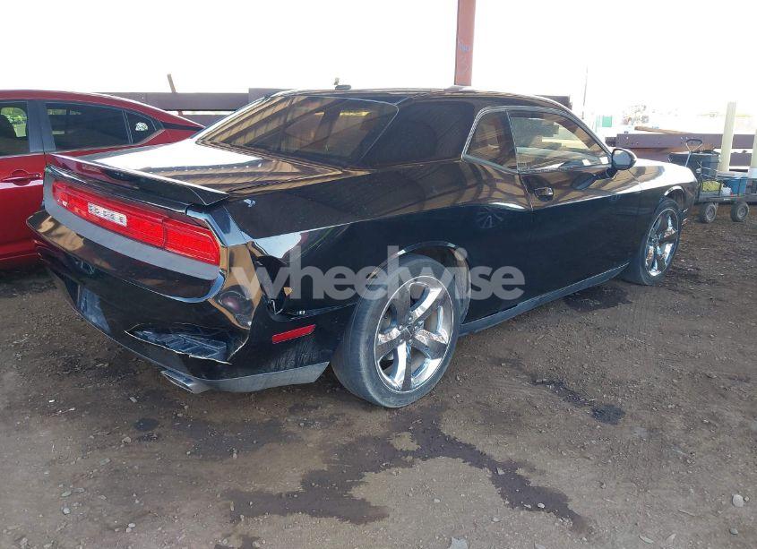 Photo 4 of 2013 Dodge Challenger SXT (VIN 2C3CDYAG1DH629087)
