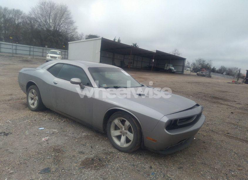 2014 Dodge Challenger SXT (VIN 2C3CDYAG1EH213283) main photo