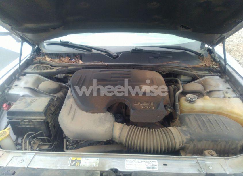 Photo 10 of 2014 Dodge Challenger SXT (VIN 2C3CDYAG1EH213283)