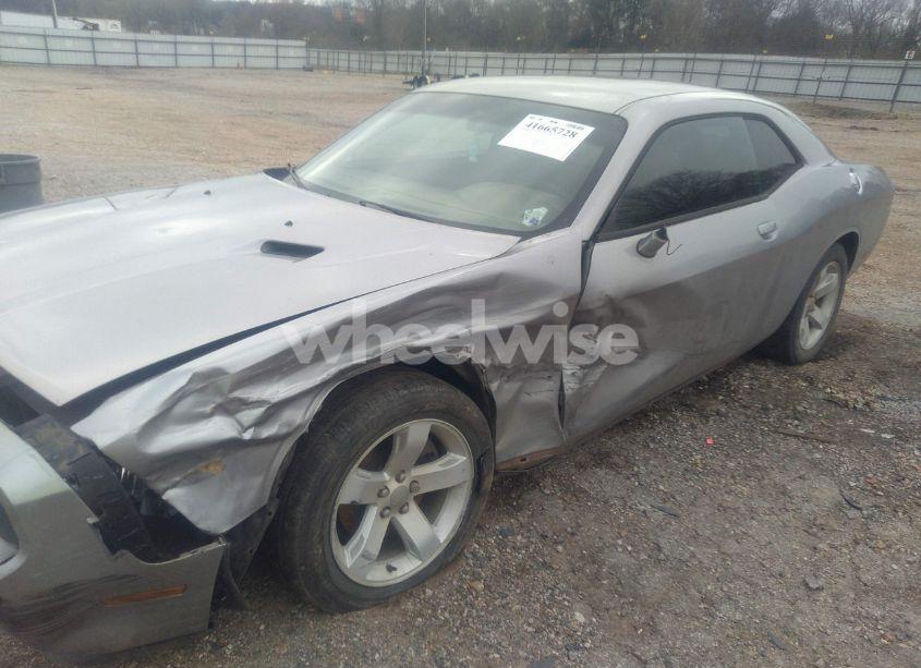 Photo 18 of 2014 Dodge Challenger SXT (VIN 2C3CDYAG1EH213283)