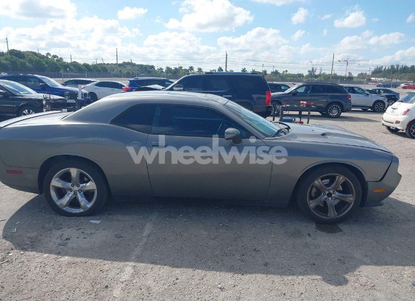 Photo 13 of 2012 Dodge Challenger SXT (VIN 2C3CDYAG2CH105686)