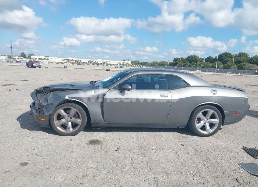 Photo 14 of 2012 Dodge Challenger SXT (VIN 2C3CDYAG2CH105686)
