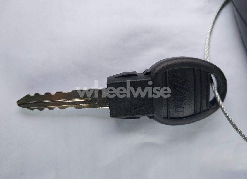 Photo 11 of 2013 Dodge Challenger SXT (VIN 2C3CDYAG2DH530794)