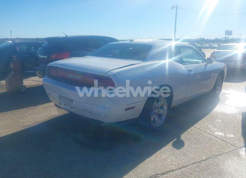Photo 4 of 2013 Dodge Challenger SXT (VIN 2C3CDYAG2DH530794)